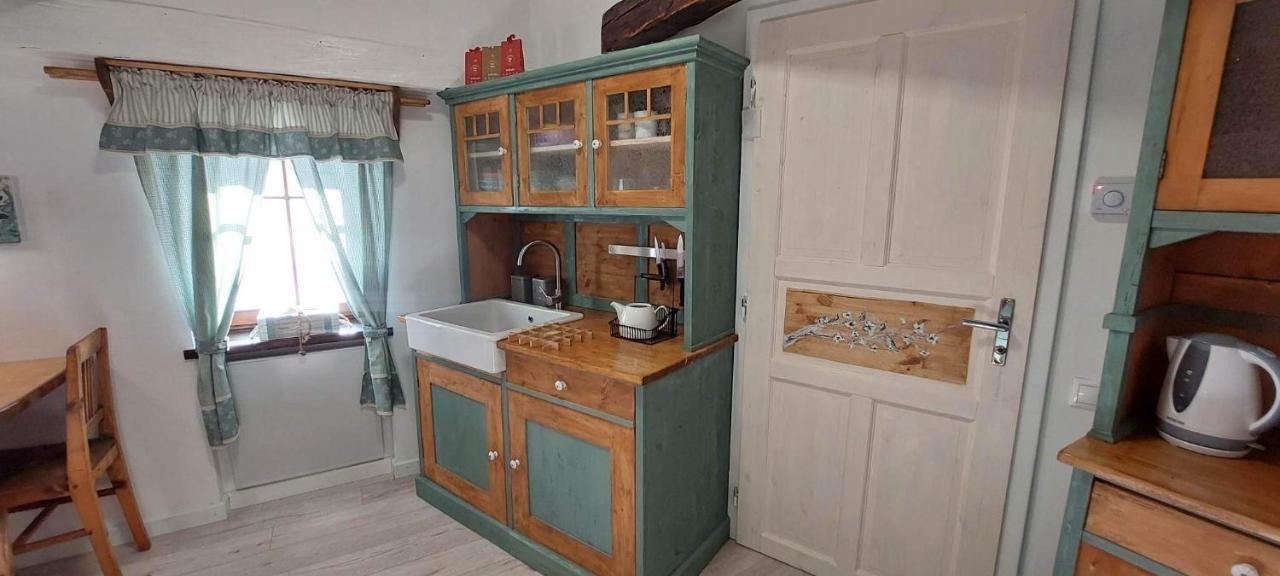 Javorek Apartment *